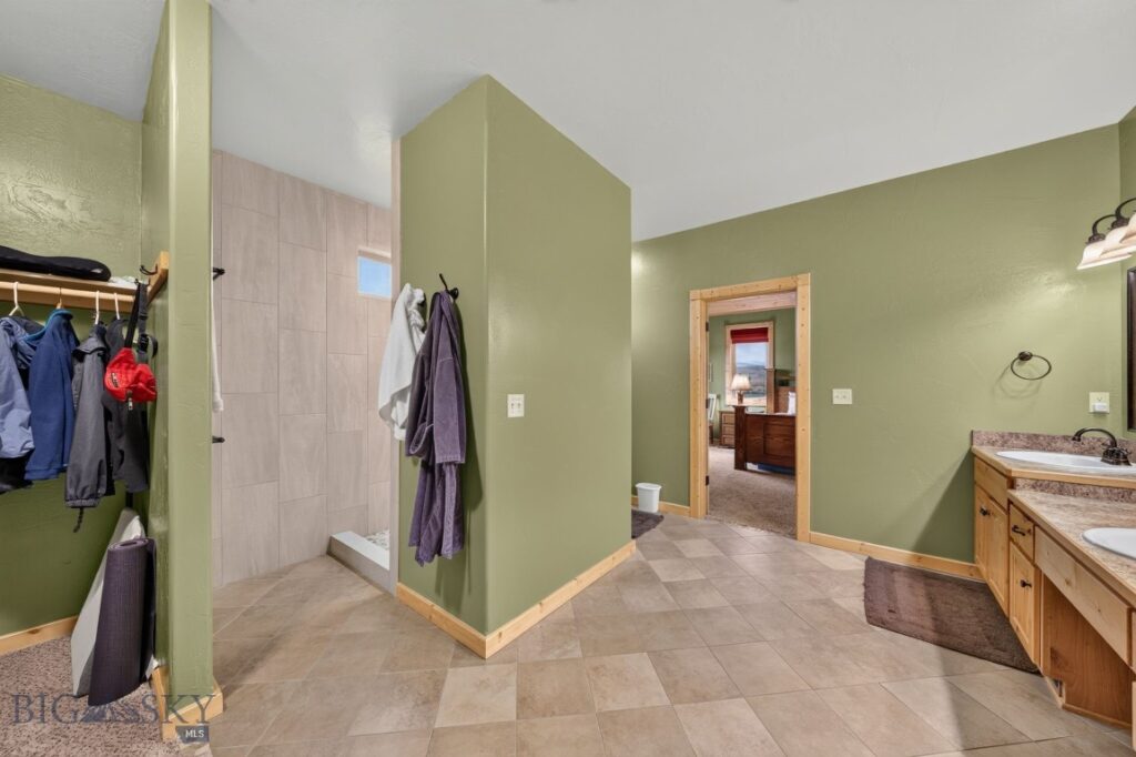 285 Catfish Lane, West Yellowstone MT 59758