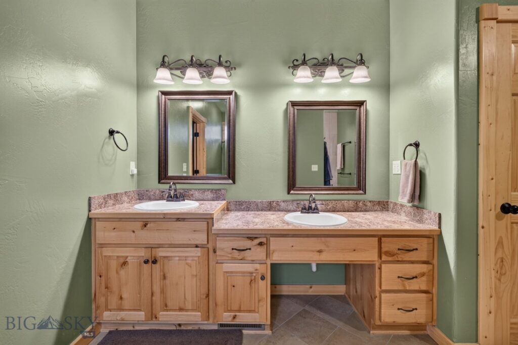 285 Catfish Lane, West Yellowstone MT 59758