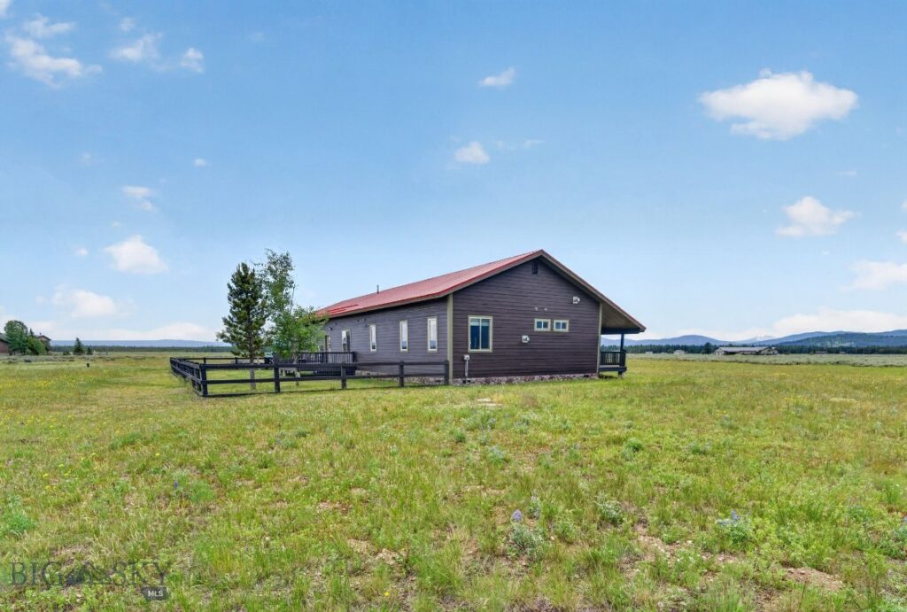 285 Catfish Lane, West Yellowstone MT 59758