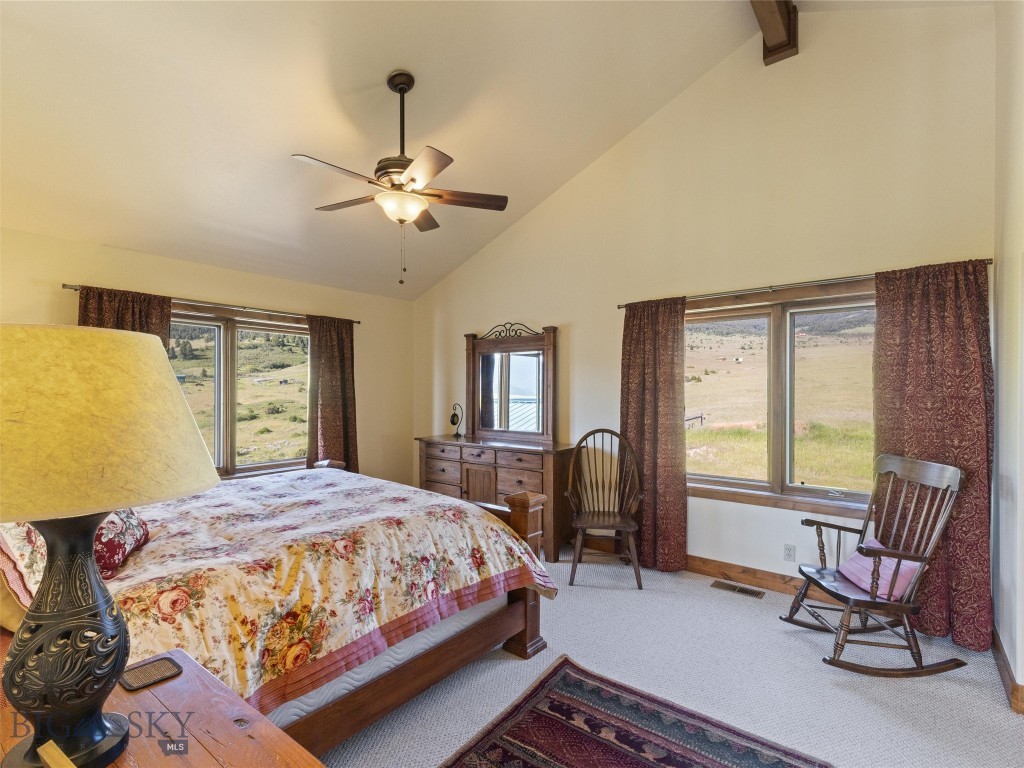 29 S Wineglass Loop S, Livingston MT 59047