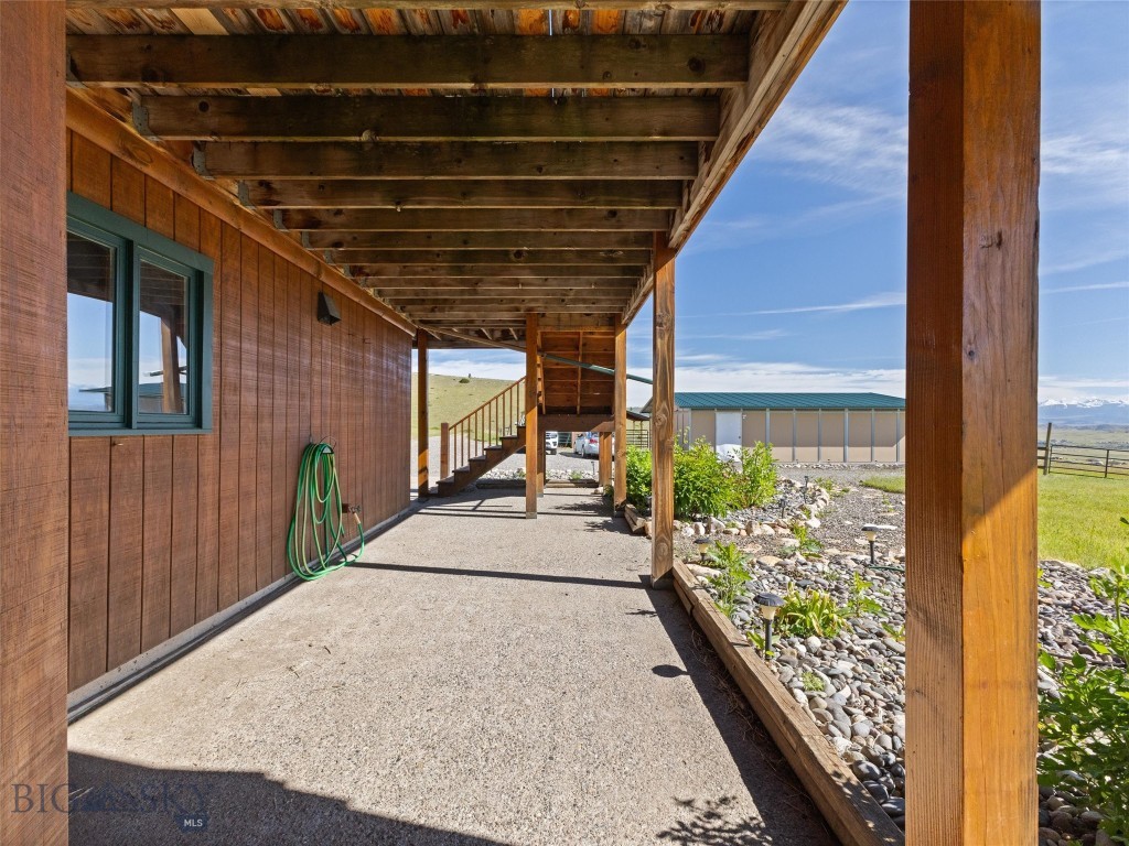 29 S Wineglass Loop S, Livingston MT 59047