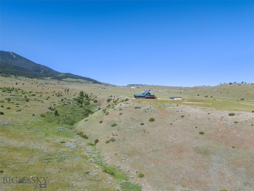 29 S Wineglass Loop S, Livingston MT 59047