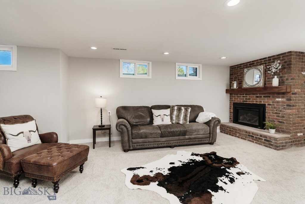 2911 Snowcrest Drive, Billings MT 59102