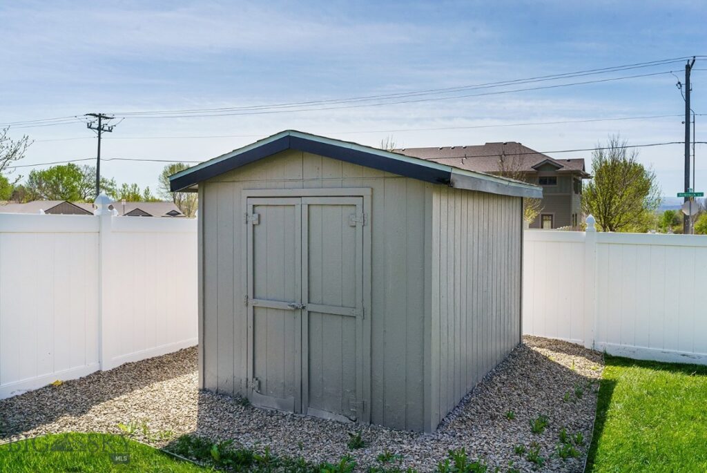 2911 Snowcrest Drive, Billings MT 59102