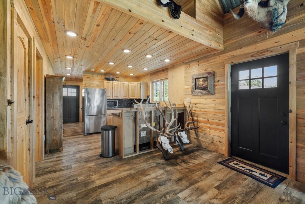 2920 79 Trail, Roy MT 59471