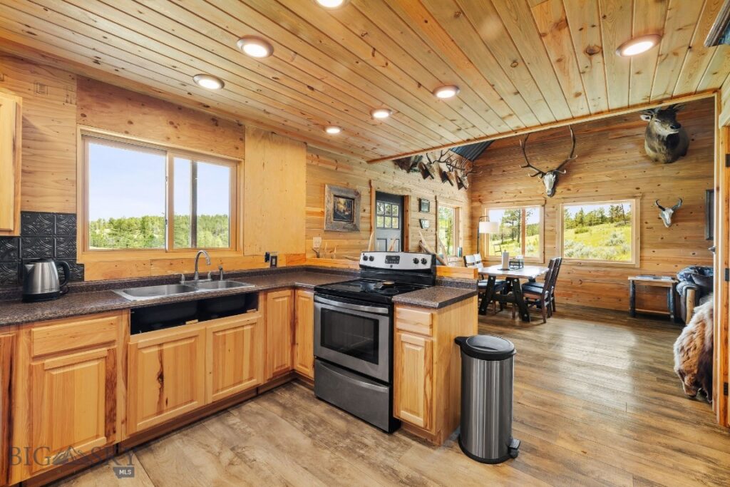 2920 79 Trail, Roy MT 59471