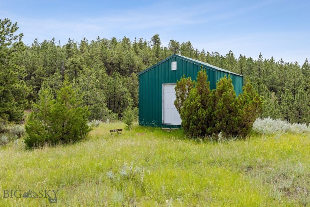 2920 79 Trail, Roy MT 59471