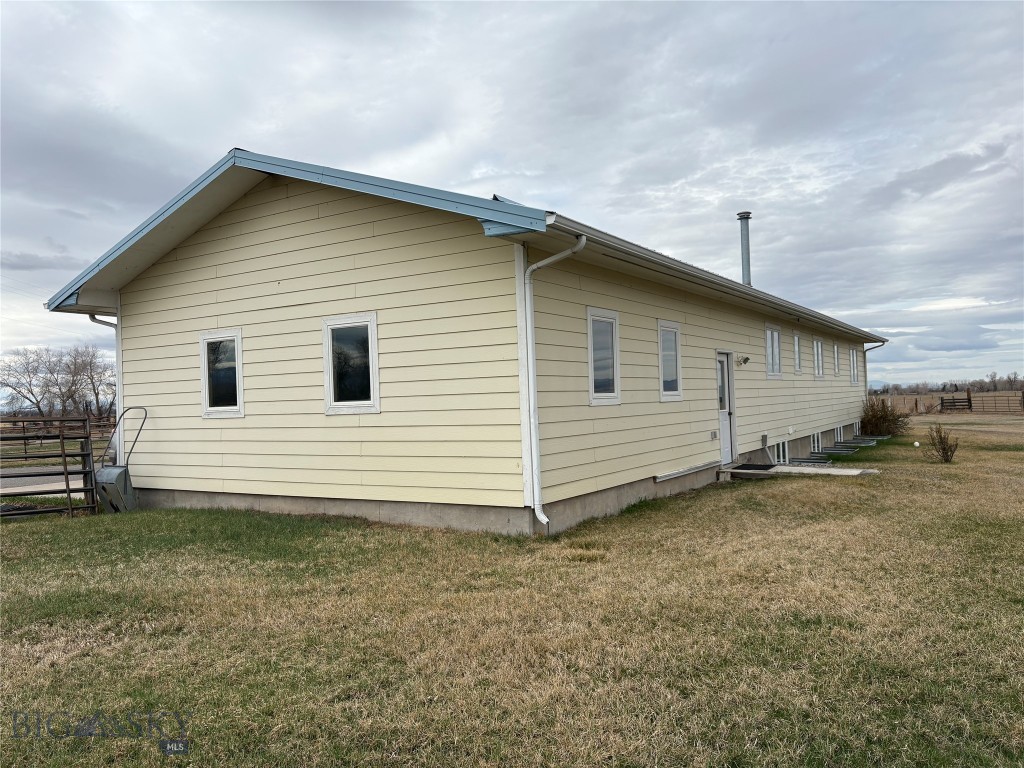 2950 Nelson Road, Bozeman MT 59718