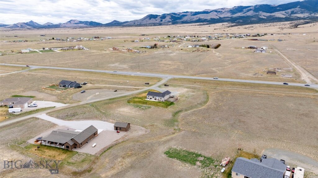 3 J Bar Loop, Townsend MT 59644