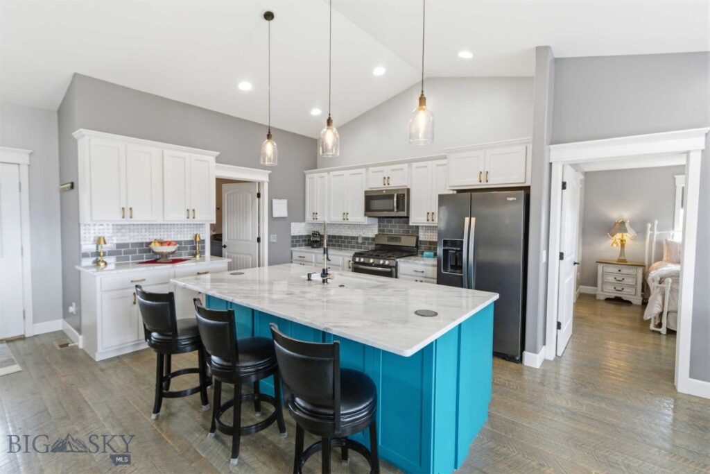 3 J Bar Loop, Townsend MT 59644