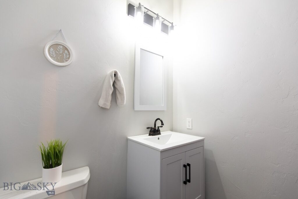 3 Windflower, Three Forks MT 59752