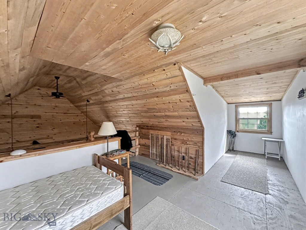 30 Bunks Trail, Ennis MT 59729