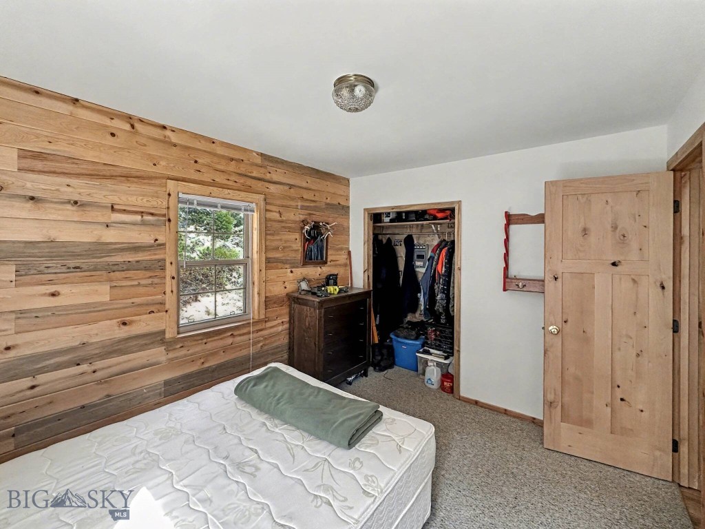 30 Bunks Trail, Ennis MT 59729