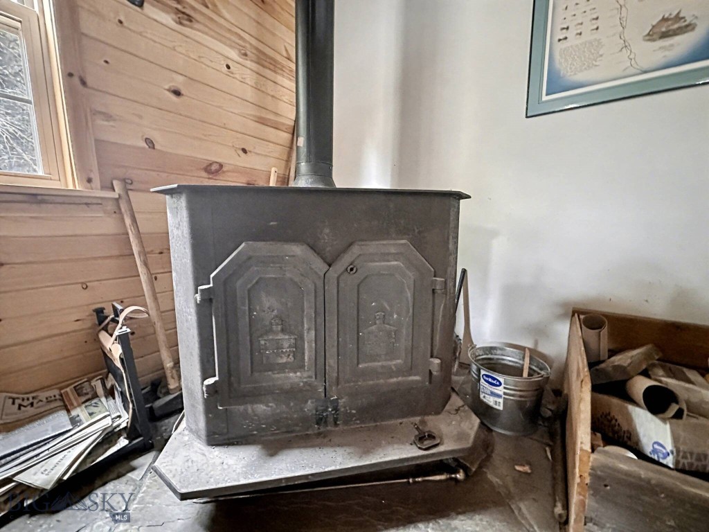 30 Bunks Trail, Ennis MT 59729