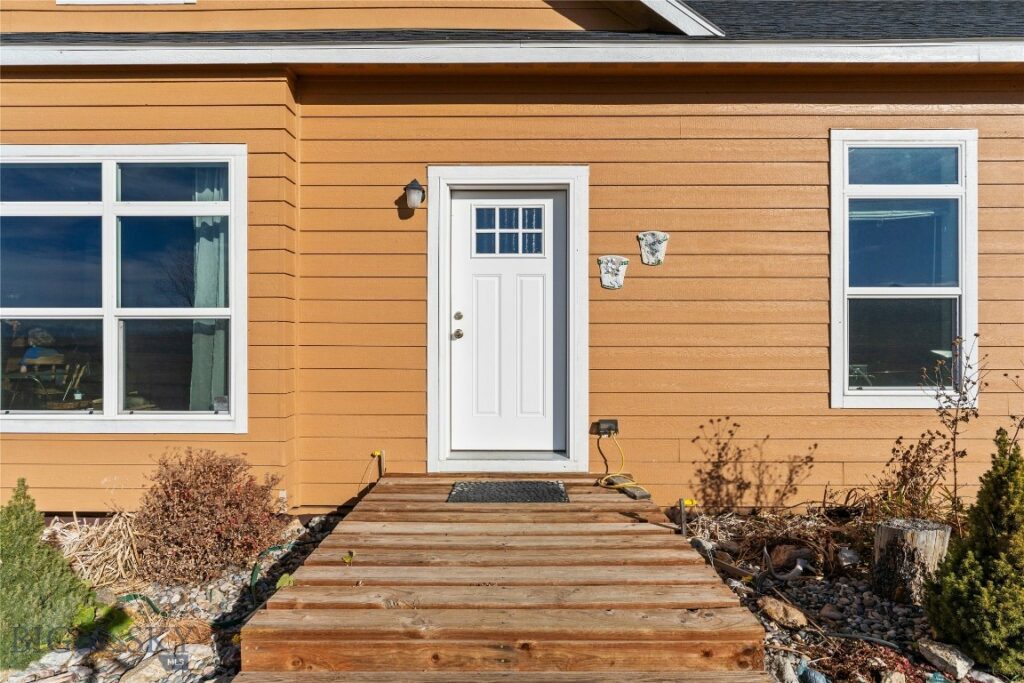 30 Mountain View Road, Sheridan MT 59749