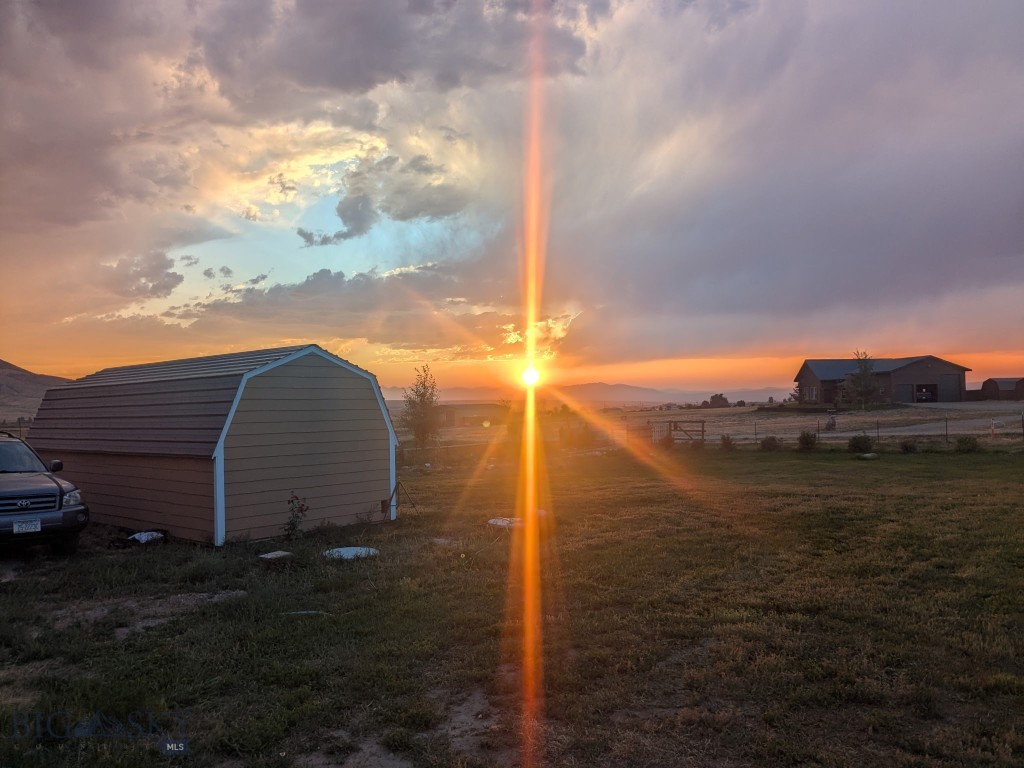 30 Mountain View Road, Sheridan MT 59749