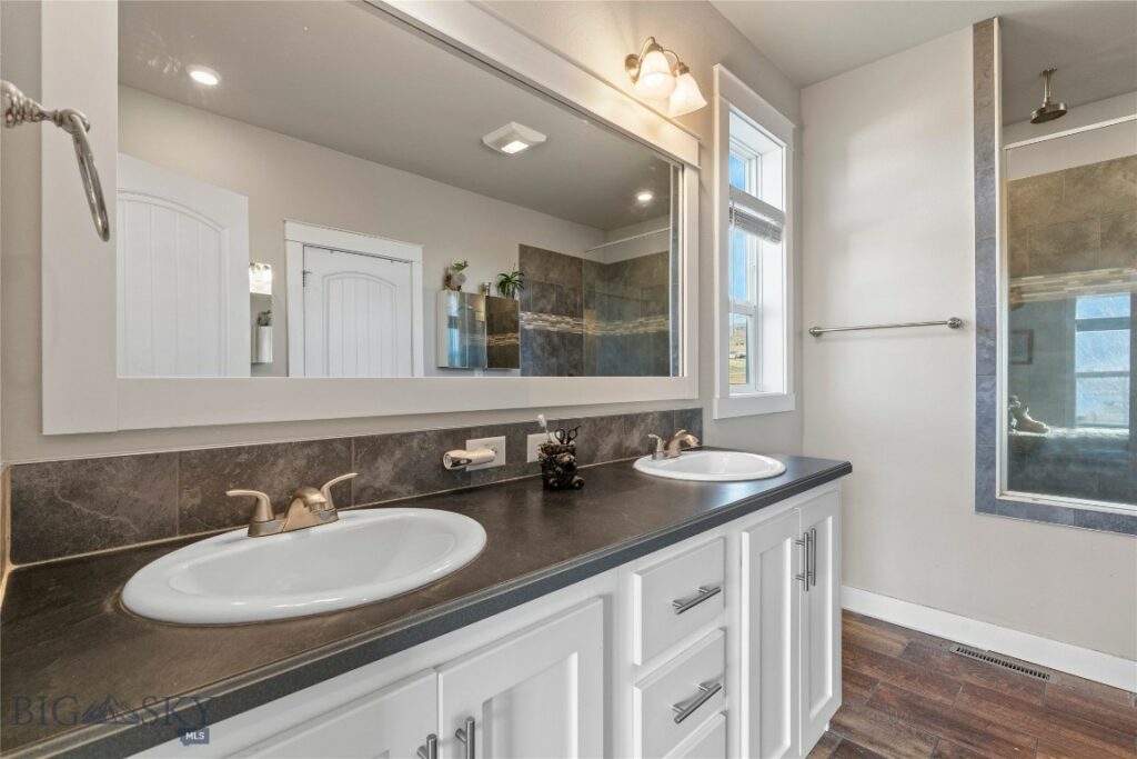 30 Mountain View Road, Sheridan MT 59749