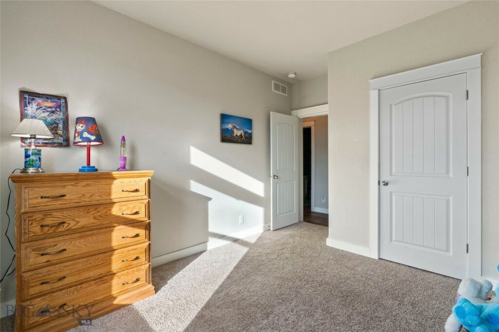 30 Mountain View Road, Sheridan MT 59749