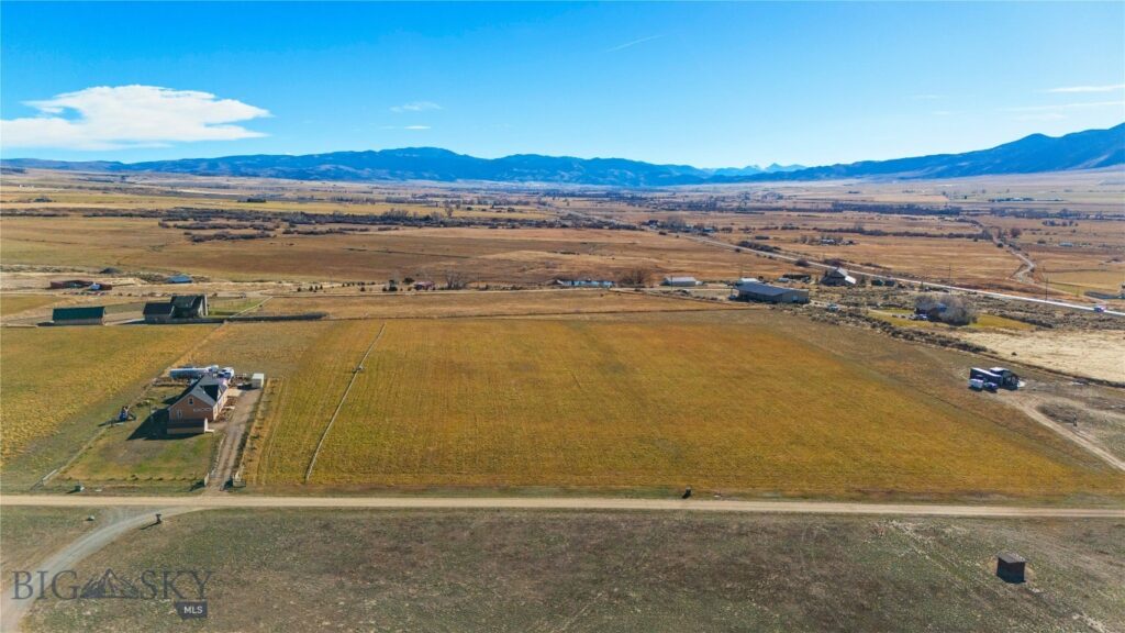 30 Mountain View Road, Sheridan MT 59749