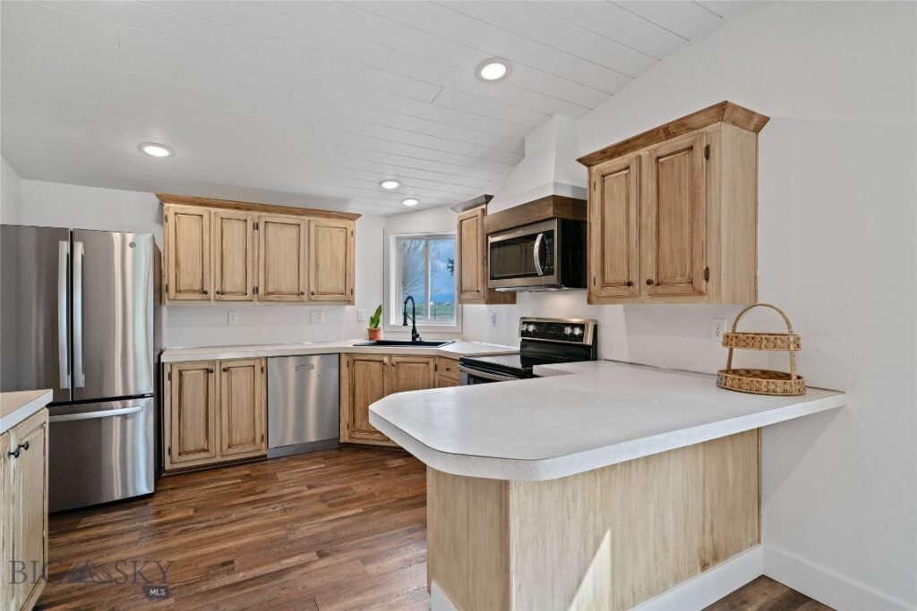 3000 Sales Road, Belgrade MT 59714