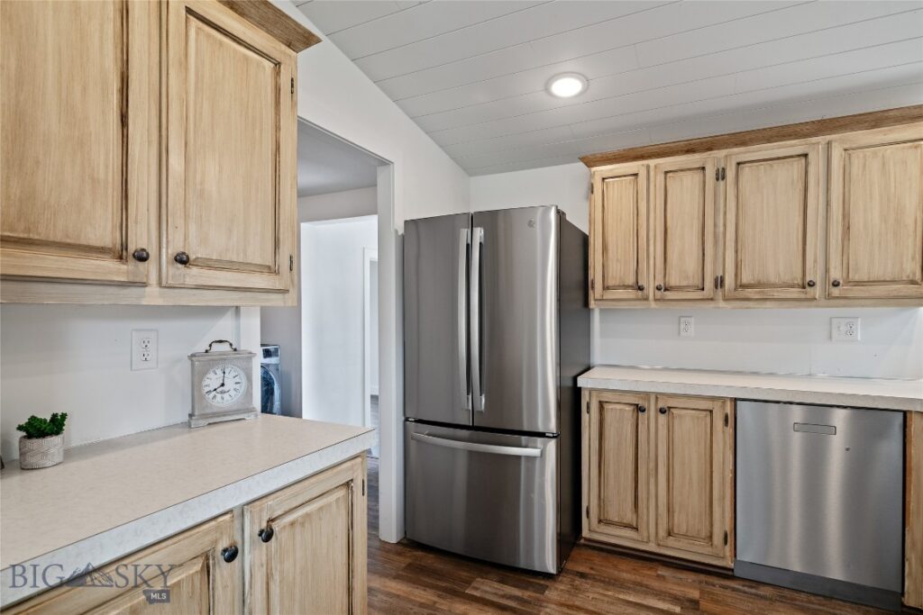 3000 Sales Road, Belgrade MT 59714