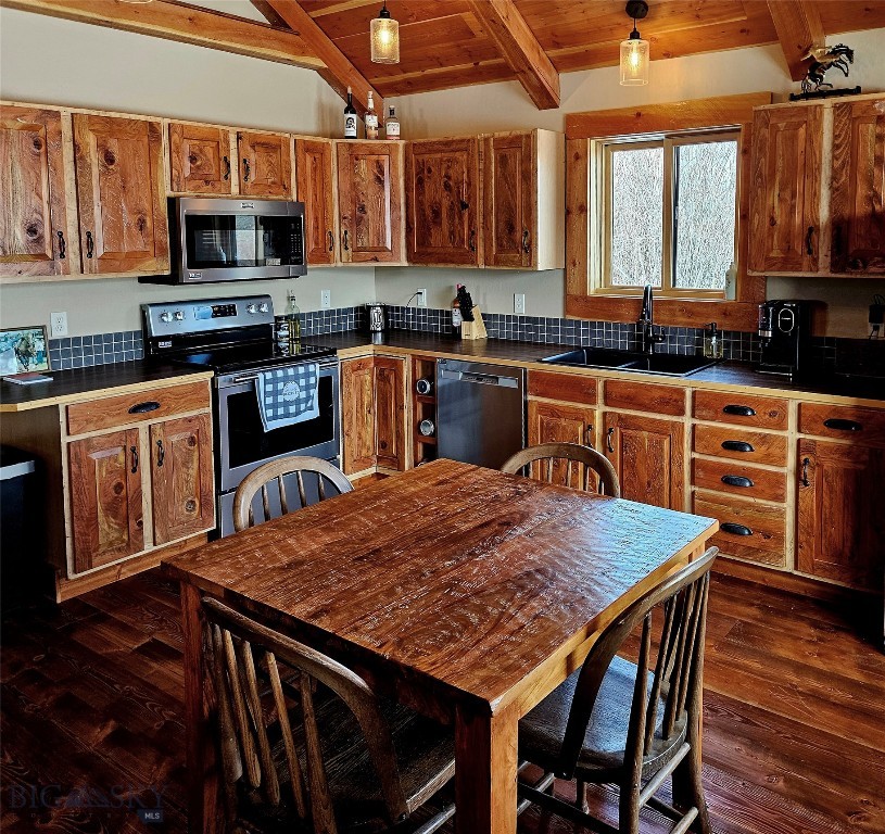 301 Mountain View Way, Polaris MT 59746