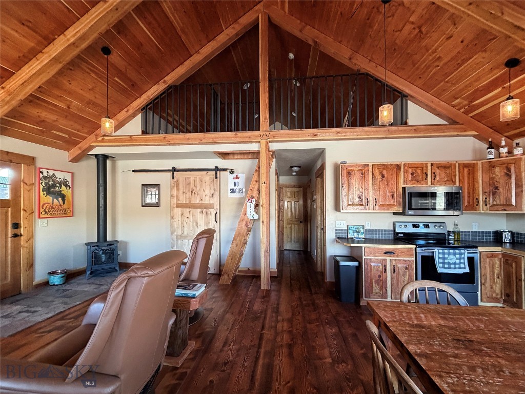 301 Mountain View Way, Polaris MT 59746