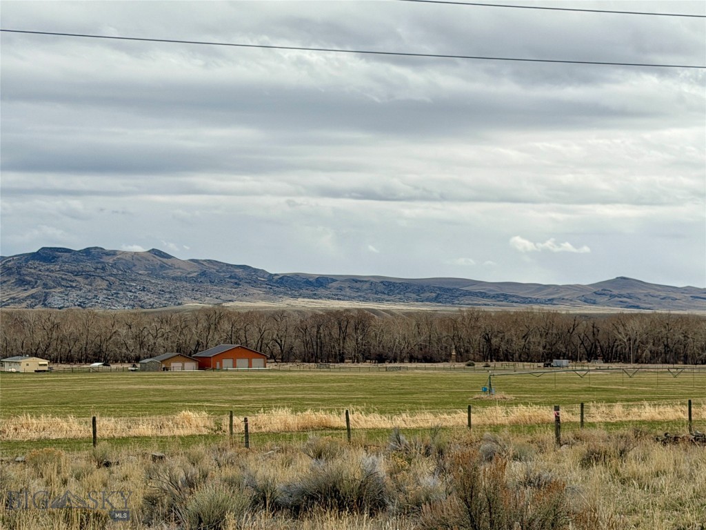 3021 Big Horn Road, Melrose MT 59725