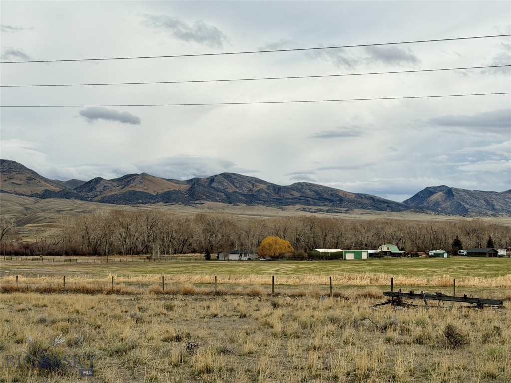3021 Big Horn Road, Melrose MT 59725
