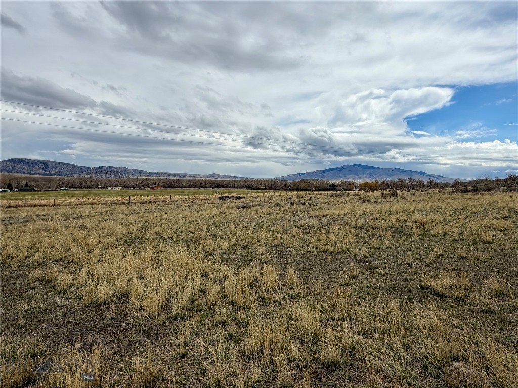 3021 Big Horn Road, Melrose MT 59725