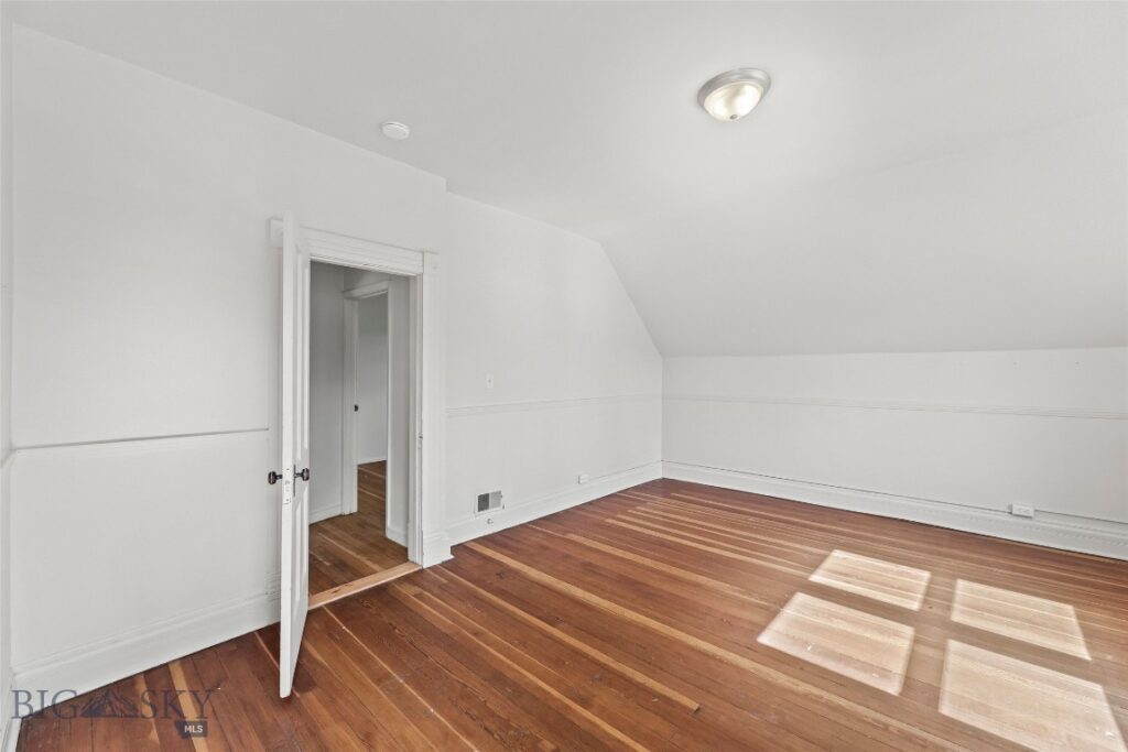 303 S Yellowstone Street, Livingston MT 59047