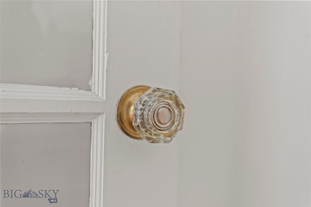 303 S Yellowstone Street, Livingston MT 59047