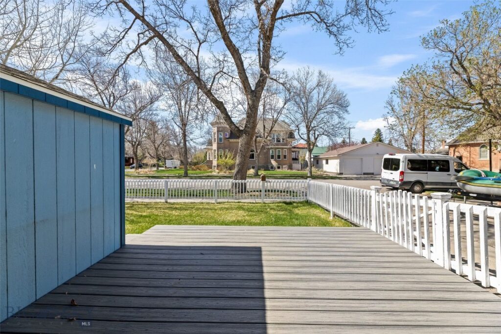 303 S Yellowstone Street, Livingston MT 59047