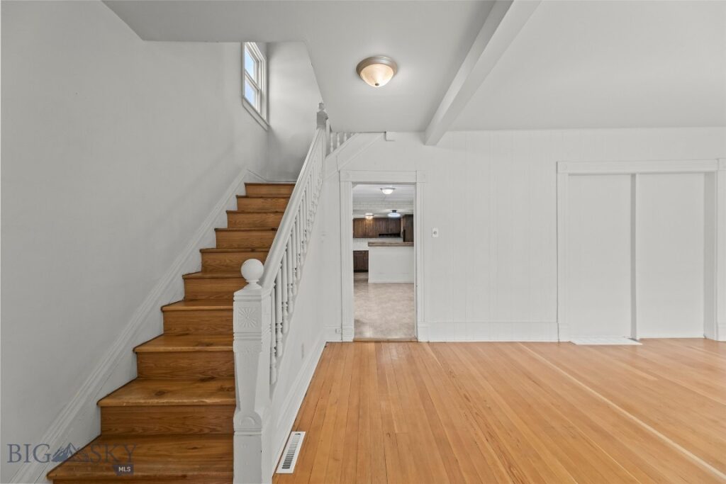 303 S Yellowstone Street, Livingston MT 59047