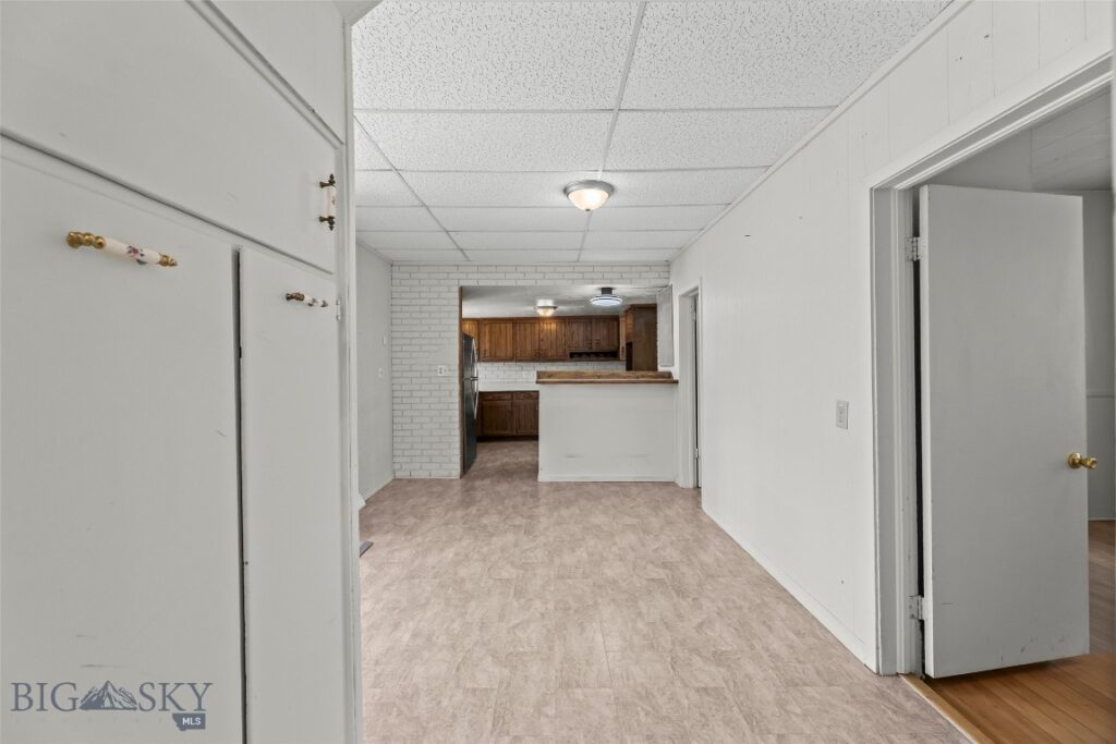 303 S Yellowstone Street, Livingston MT 59047