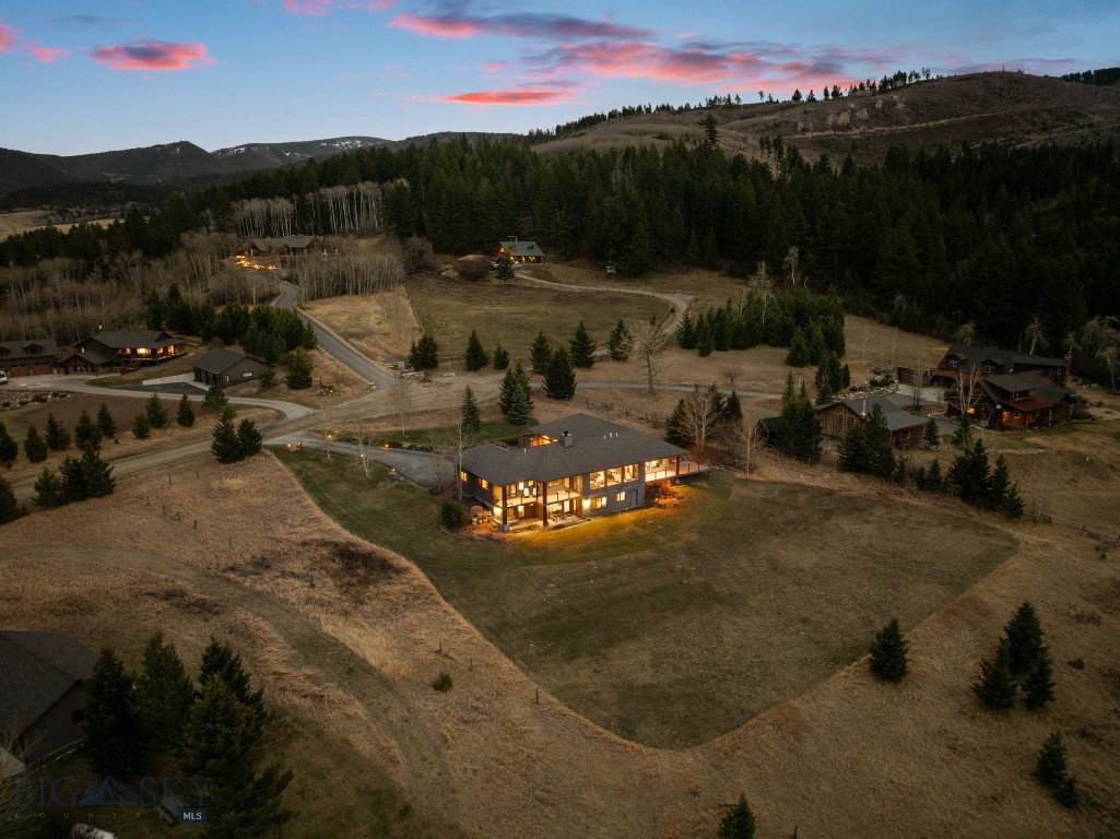303 S Big Elk Meadow Road, Gallatin Gateway MT 59730