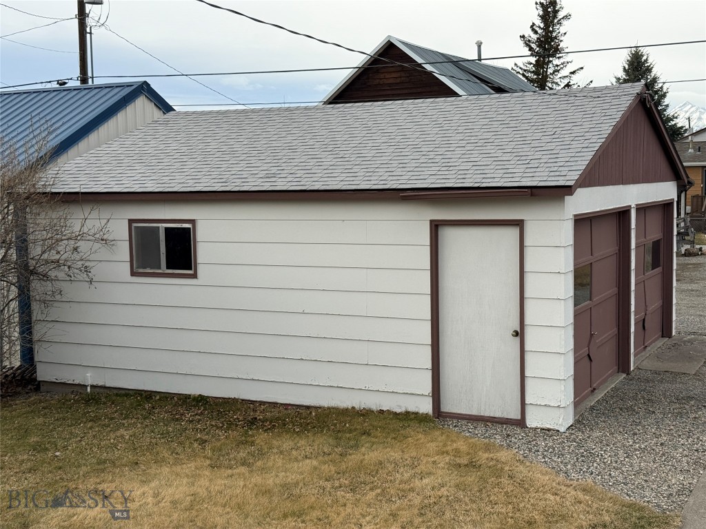 304 W 3rd, Big Timber MT 59011