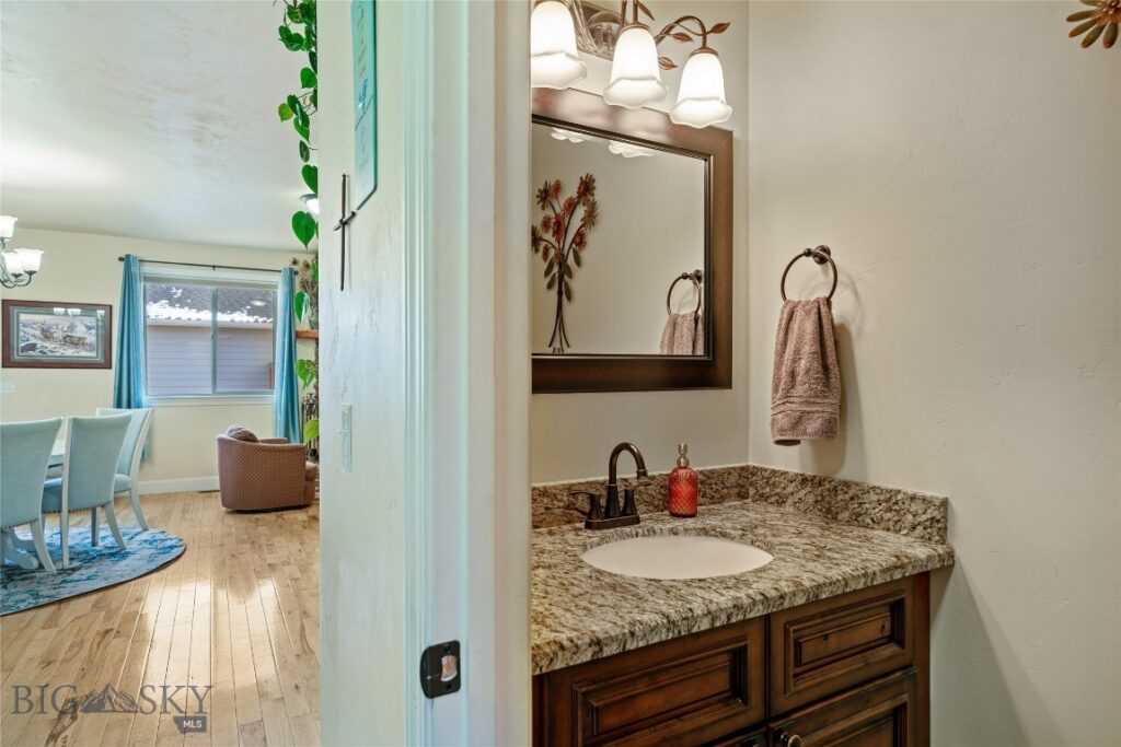 304 Farmall Lane, Manhattan MT 59741