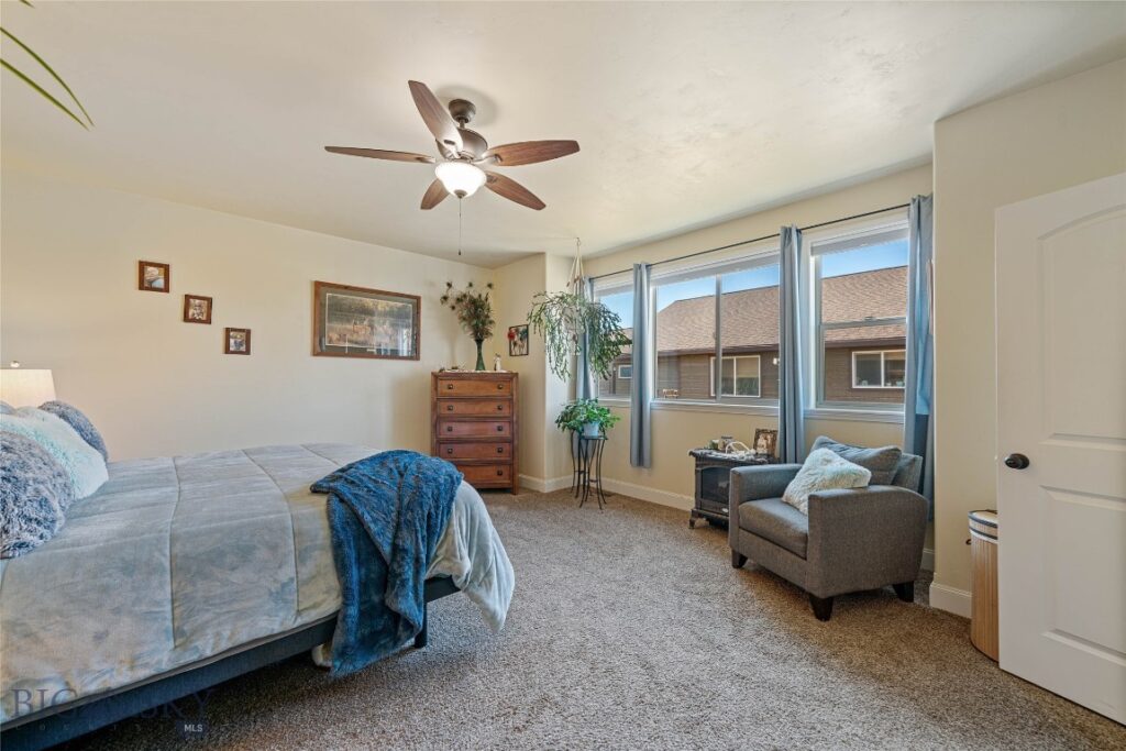 304 Farmall Lane, Manhattan MT 59741