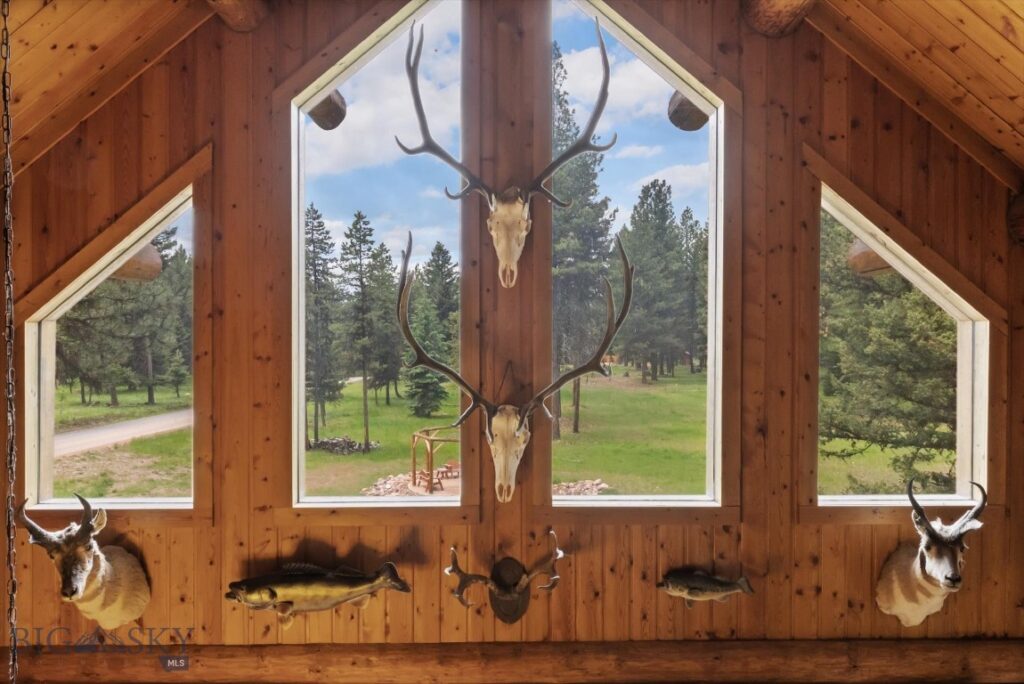 305 Glacier Drive, Seeley Lake MT 59868