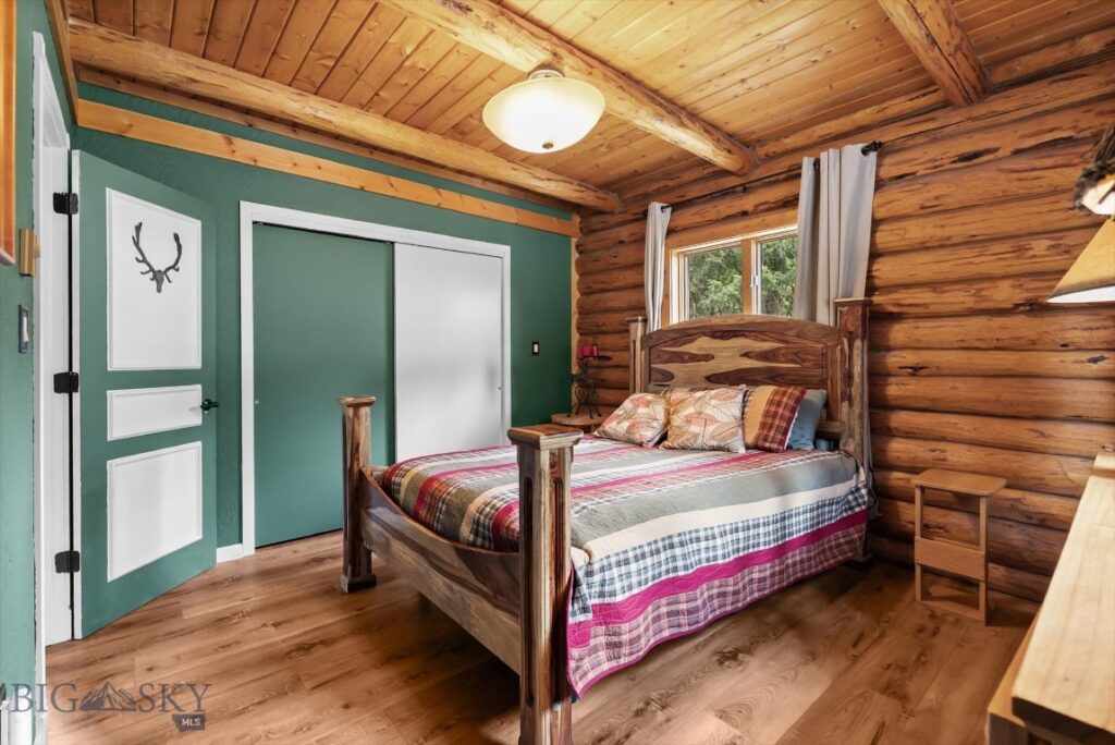305 Glacier Drive, Seeley Lake MT 59868