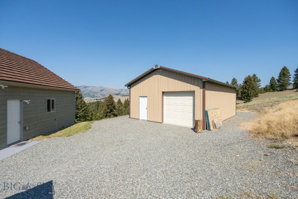 31 Rogers Ln, Boulder MT 59632