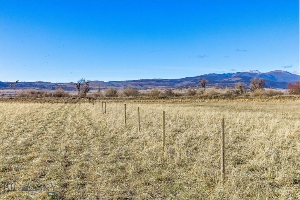 311 Jeffers Loop Road, Ennis MT 59729