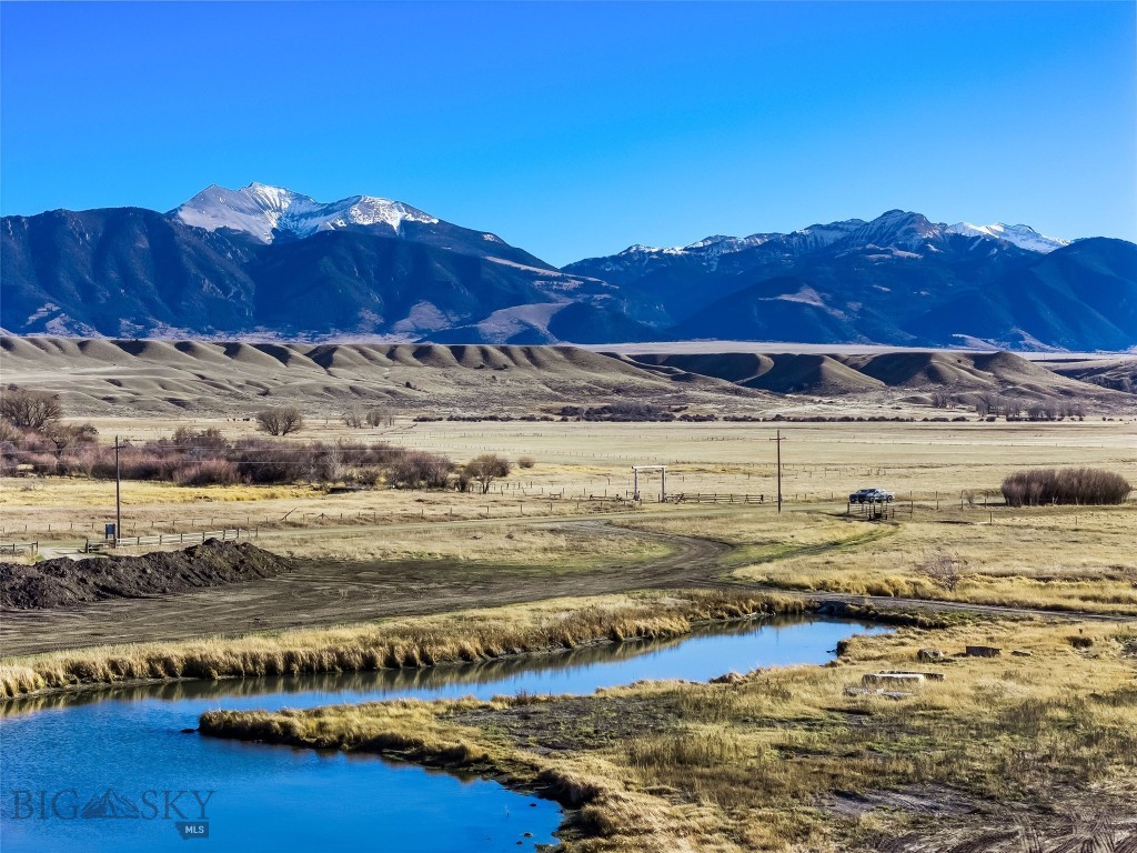 311 Jeffers Loop Road, Ennis MT 59729