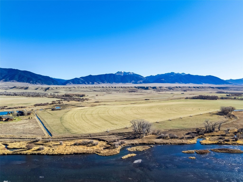 311 Jeffers Loop Road, Ennis MT 59729