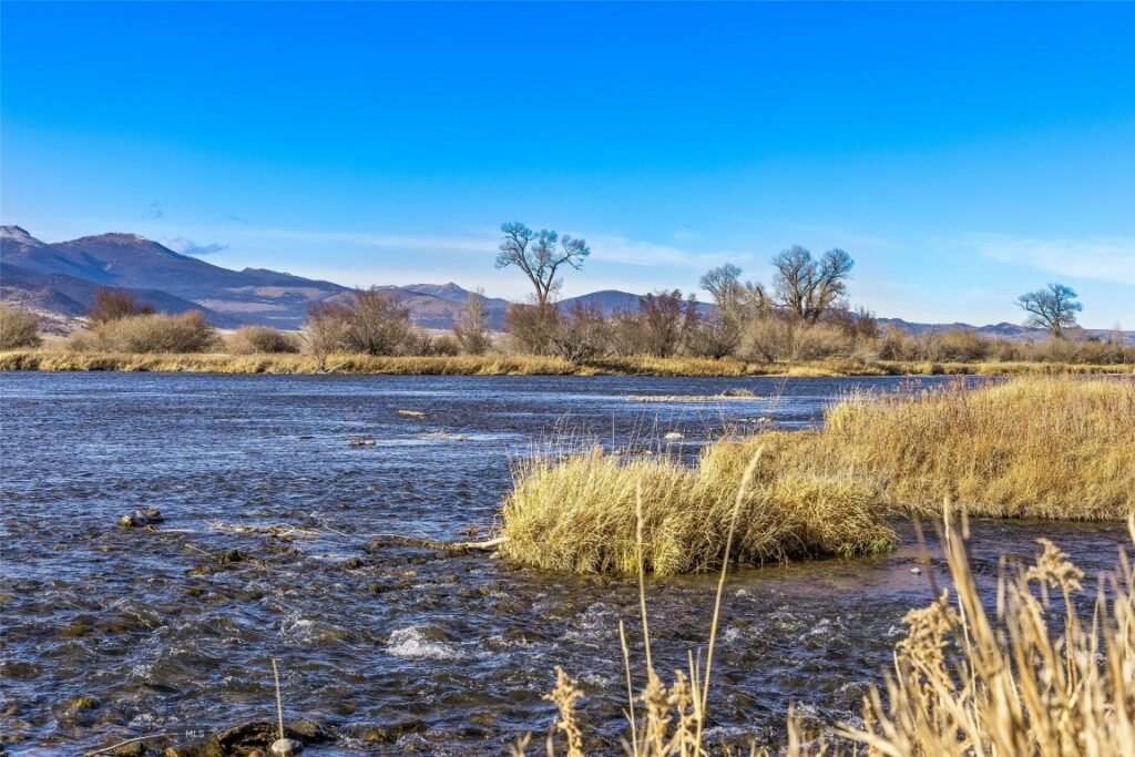 311 Jeffers Loop Road, Ennis MT 59729