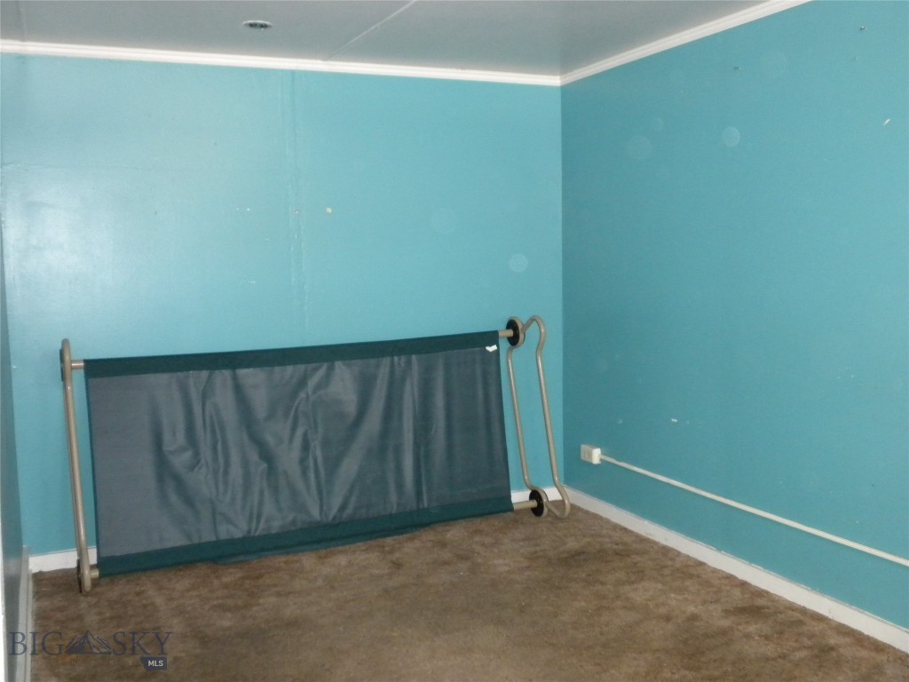 312 S Madison, Twin Bridges MT 59754