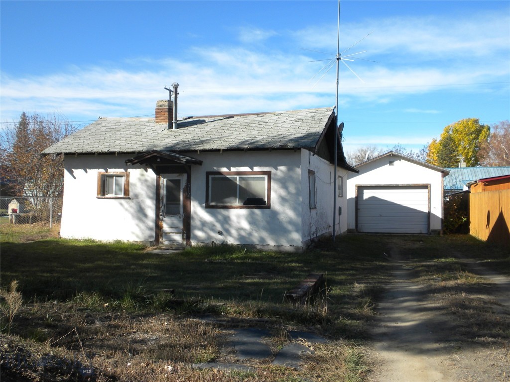 312 S Madison, Twin Bridges MT 59754