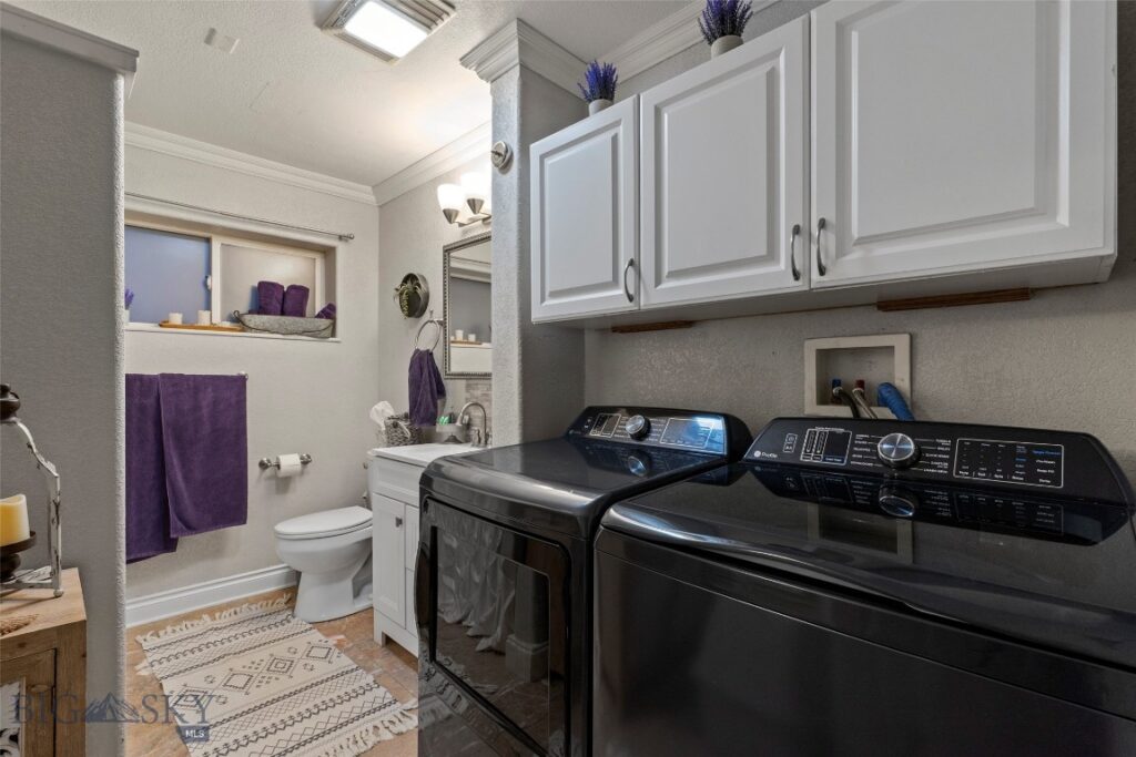 313 S Harrison Avenue, Townsend MT 59644