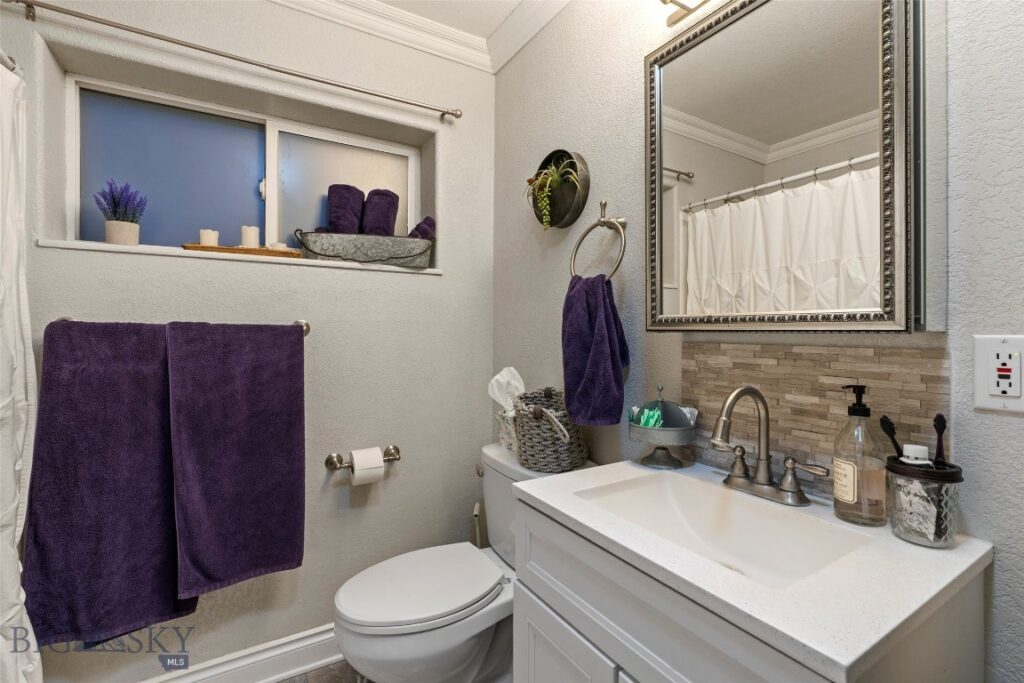 313 S Harrison Avenue, Townsend MT 59644